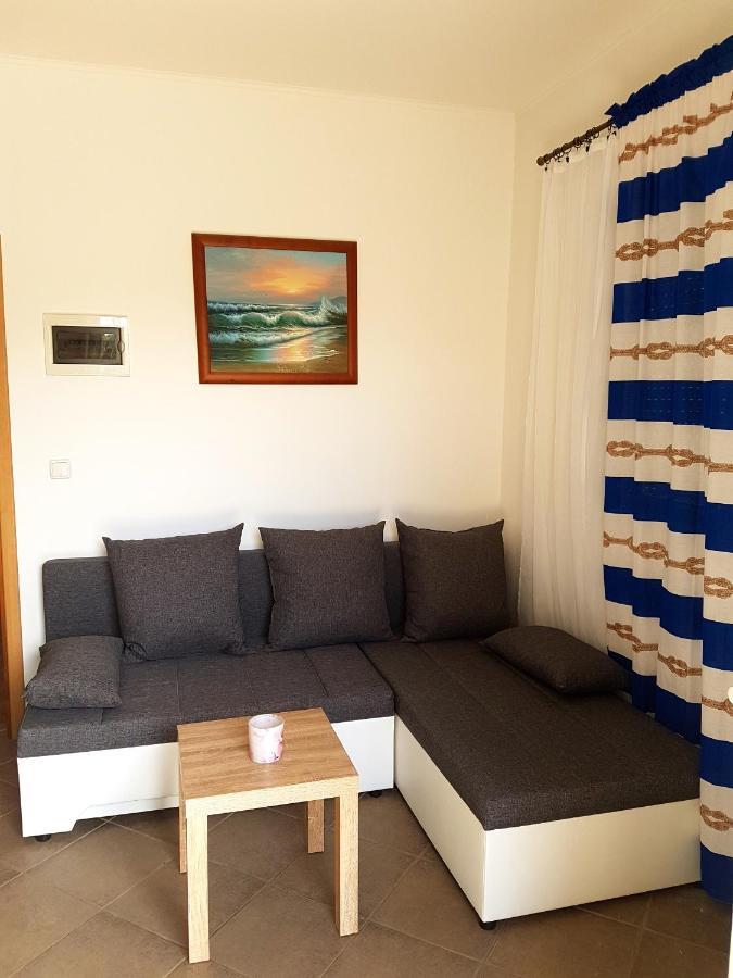 Apartments With A Parking Space Nin, Zadar - 13571 외부 사진