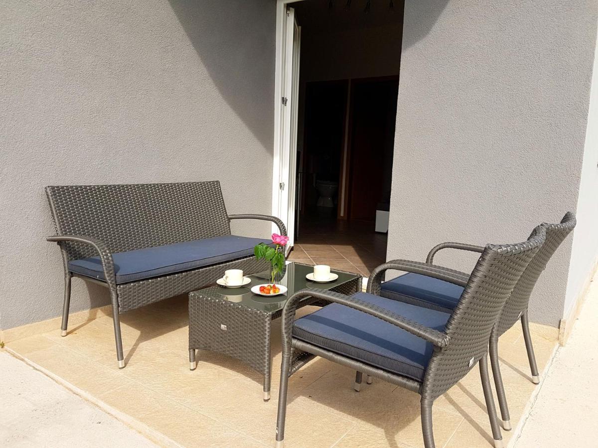 Apartments With A Parking Space Nin, Zadar - 13571 외부 사진