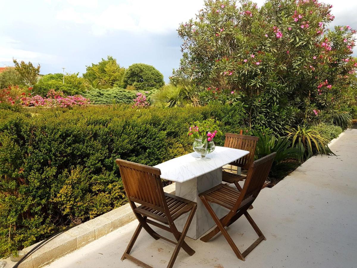 Apartments With A Parking Space Nin, Zadar - 13571 외부 사진
